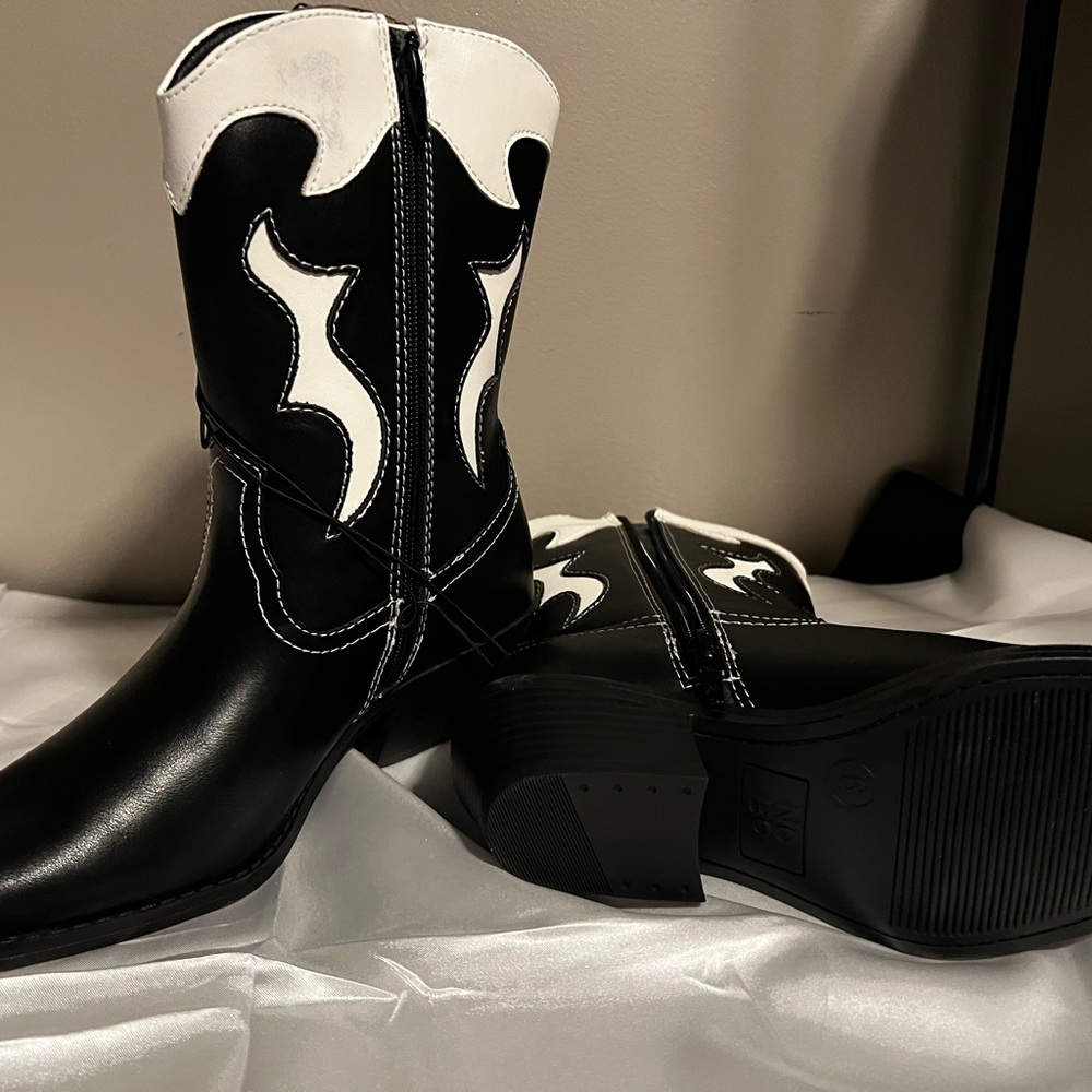 No Boundaries Black and White Heeled Boots